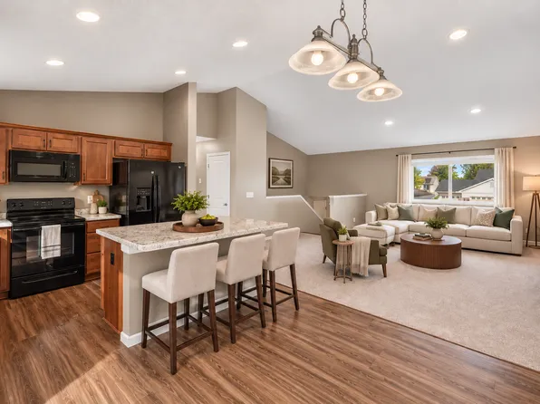 930 Meadows Blvd, Nya, MN 55397