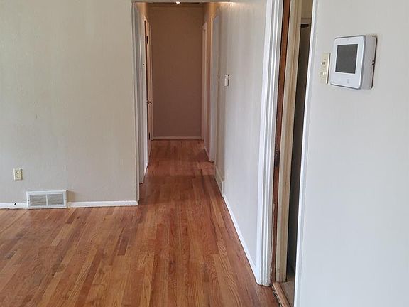 3rd image of 1205 Mass St
