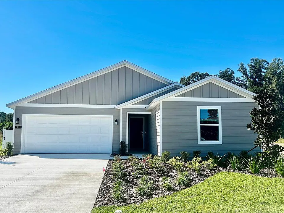1112 NW 48th Ter