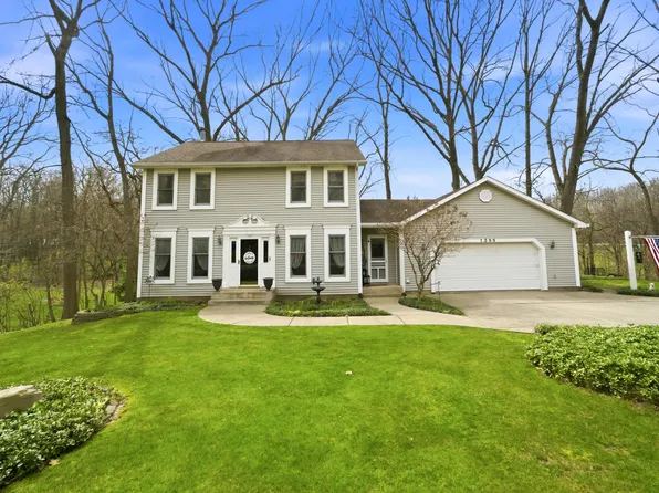 1388 N Cortland Ln, La Porte, IN 46350