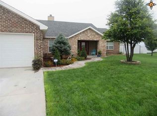 7016 N Mockingbird Ln, Hobbs, NM 88242