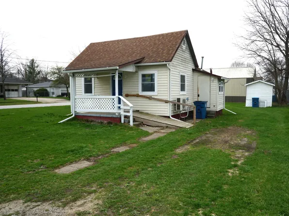 307 S East St, Knox, IN 46534