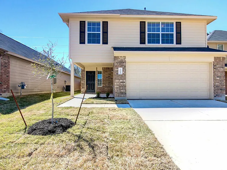 21615 S Werrington Way — Photo 1