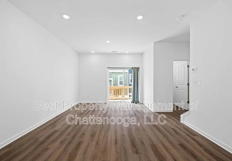 4154 Tillie Cir — Photo 19