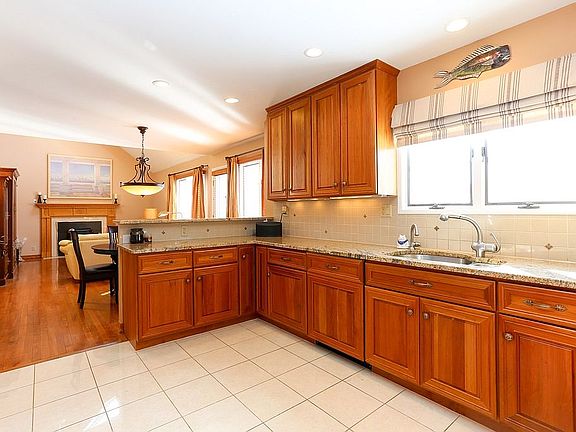 Modern kitchen