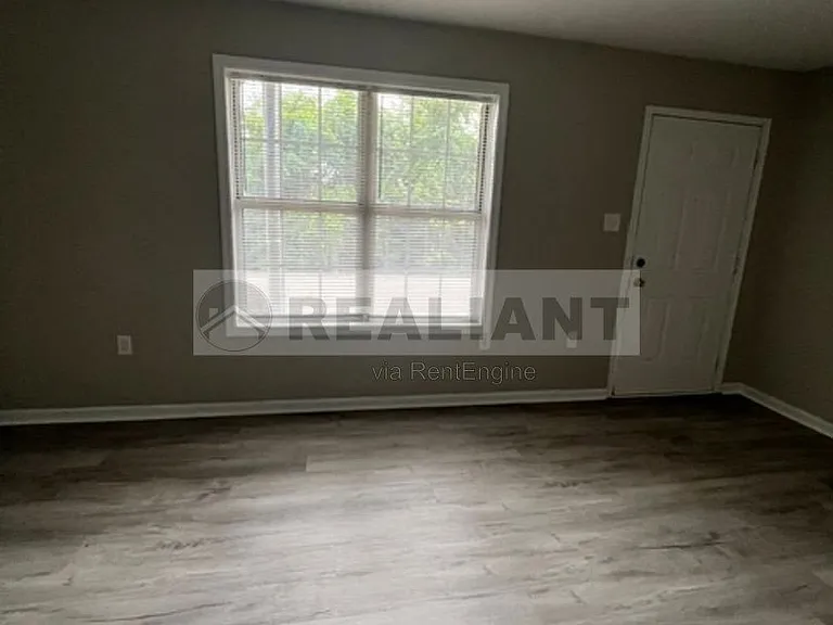 32 Mary St #7 — Photo 4