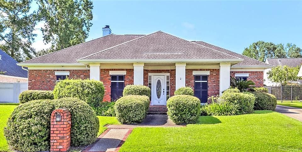 1st image of 36 Madewood Dr