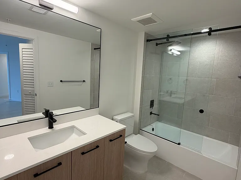 3151 NW 19th Ter #B2 — Photo 14