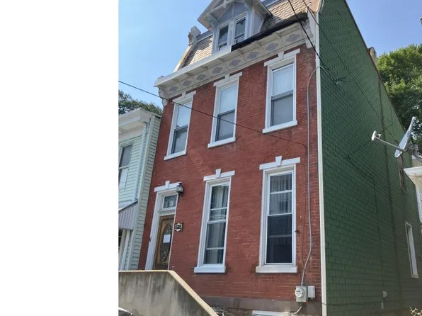 518 W Arch St, Pottsville, PA 17901