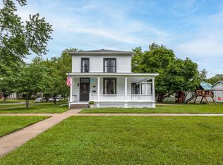 421 W 4th St, Ottawa, KS 66067