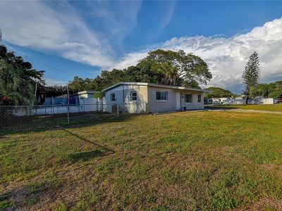 7401 35th Ave N, Saint Petersburg, FL, 33710