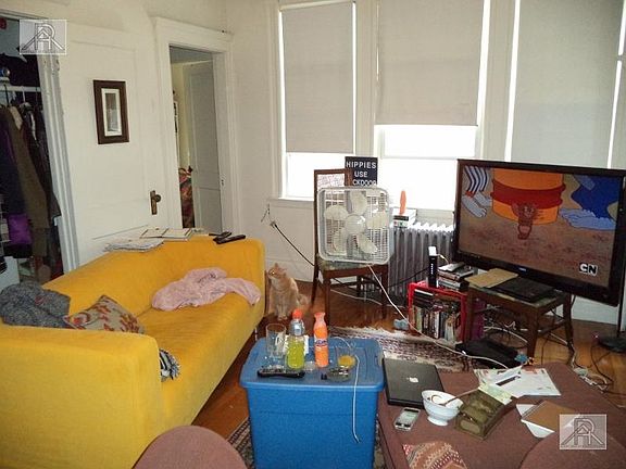 5th image of 1634 Commonwealth Ave APT 10