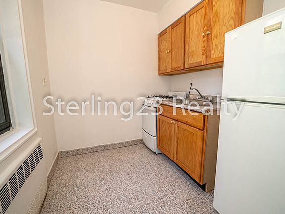 3rd image of 43-18 44th St #2
