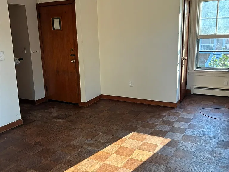 28 Rose St #2 — Photo 9