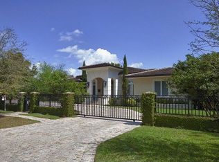 4005 San Amaro Dr, Coral Gables, FL 33146