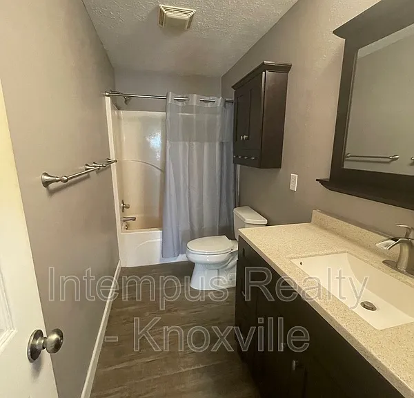 7728 Chapel Bend Dr — Photo 10