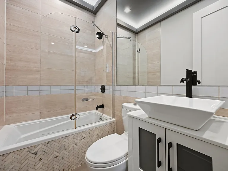533 Park Pl #2F — Photo 7
