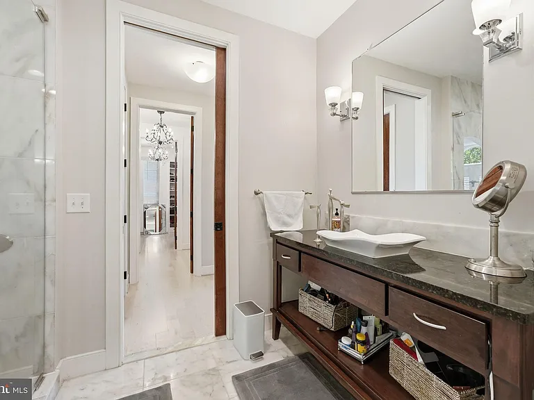 1231 Ingleside Ave — Photo 19