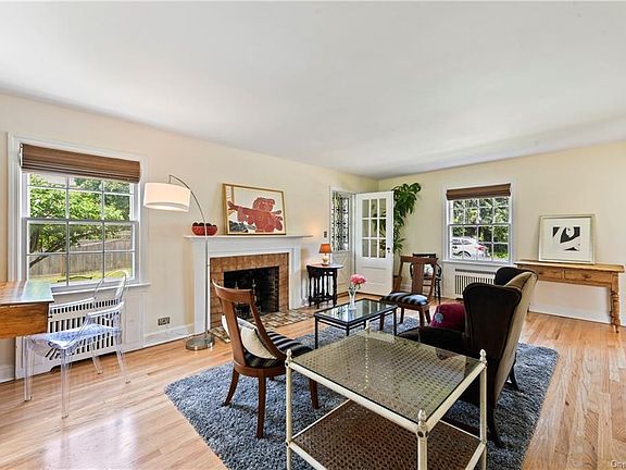 4th image of 18 Fairfield Pl