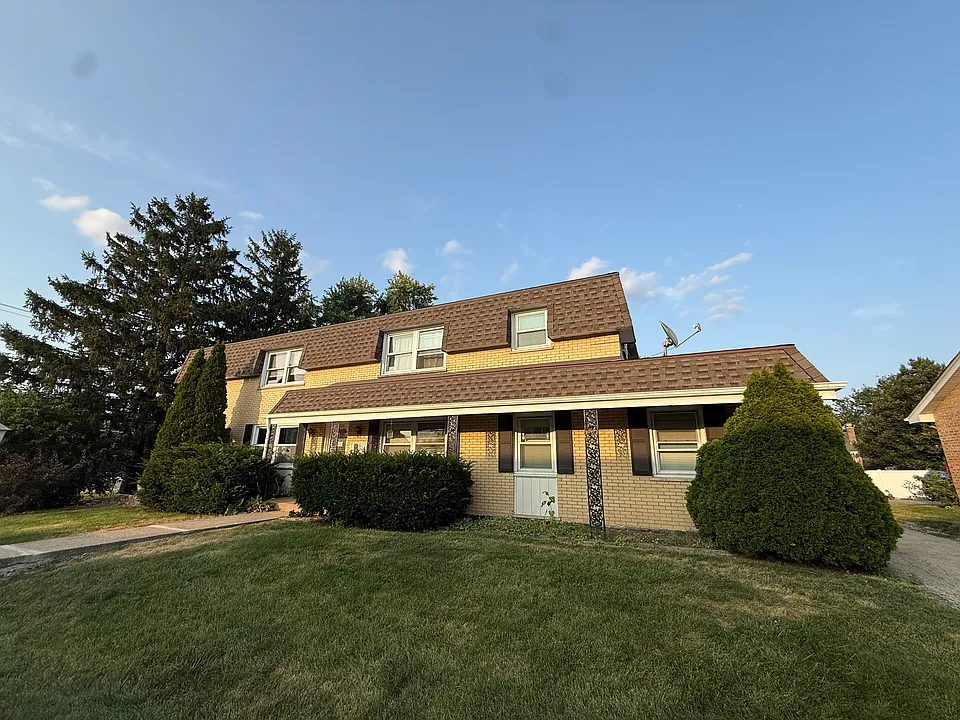 7501 Country Ln #L2