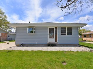 3432 S Kennedy Dr, Sturtevant, WI 53177