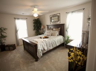 1672 Mallory Cir APT 303, Winston Salem, NC 27106