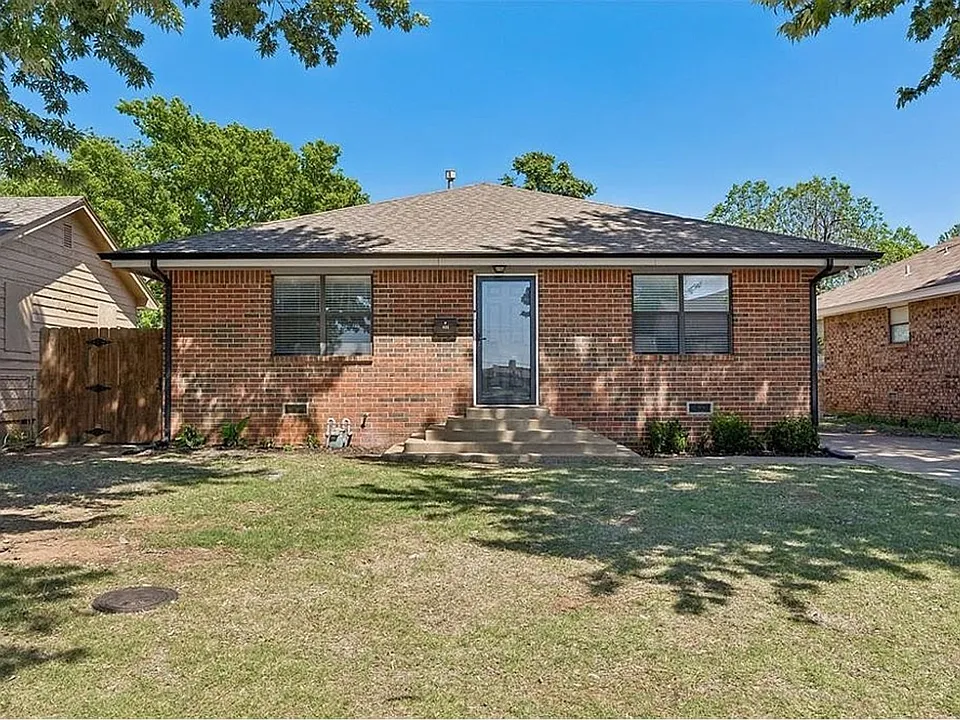 422 Chartrand Ave