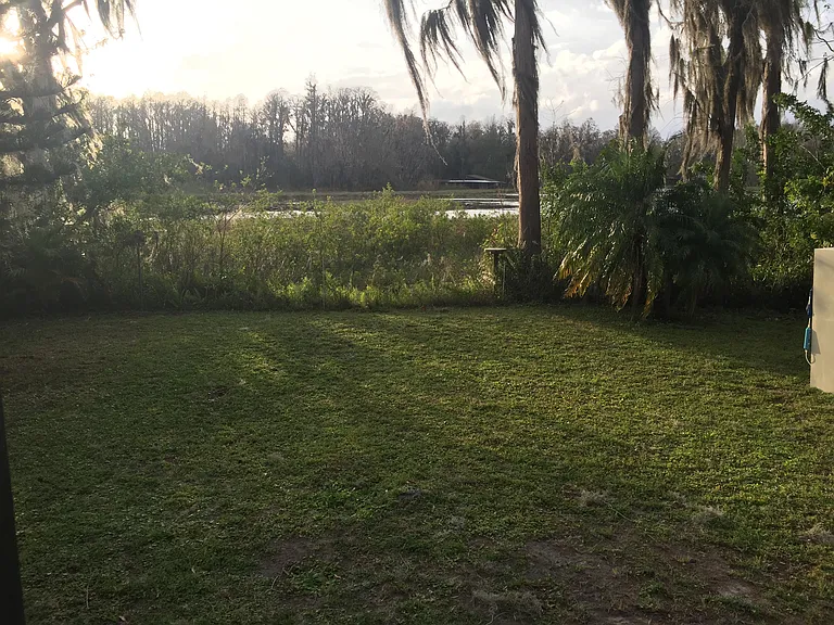 18102 Lake Front Dr — Photo 1