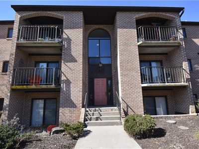 4509-8 N Hedgerow Dr, Allentown, PA, 18103
