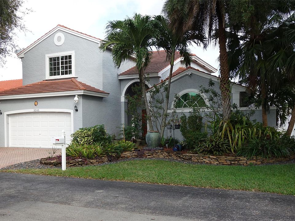 1st image of 3243 NW 22nd Avenue