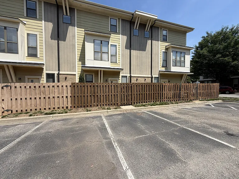 3407 Steel Yard Ct — Photo 49
