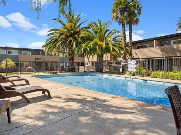 The Palms Apartments