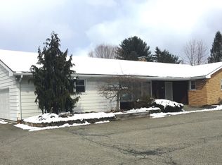 38 Mahoning Dr E, Lehighton, PA 18235
