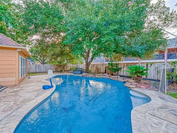 13710 Bayou Parkway Ct, Houston, TX 77077