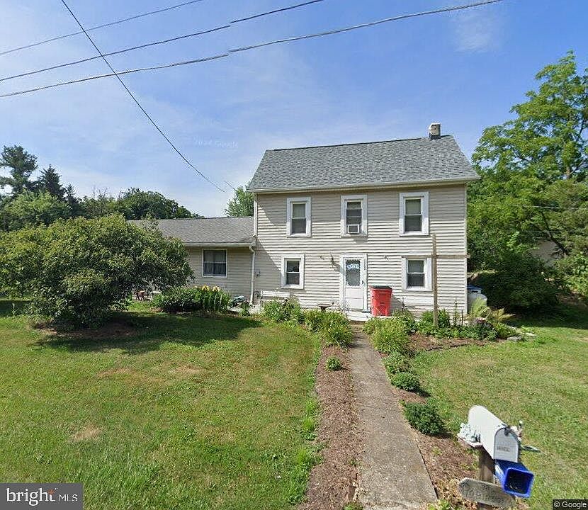 1st image of 22209 Pondsville Rd