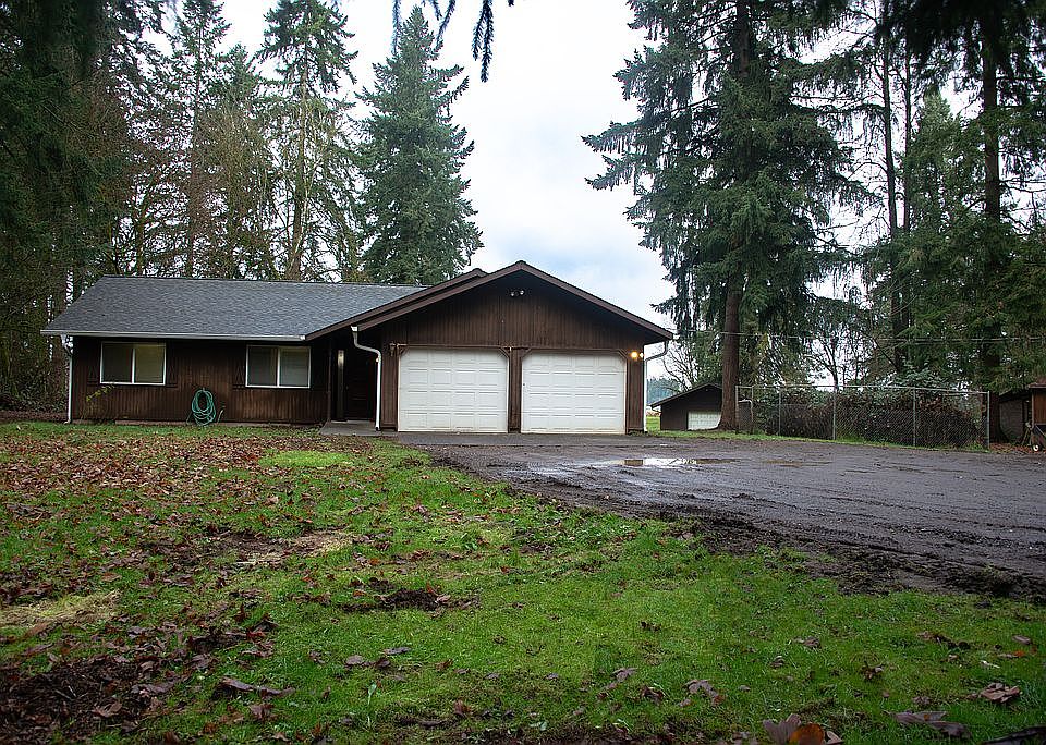1st image of 10926 NE 131st St