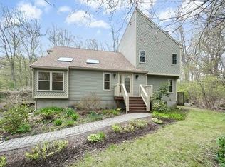 28 Alexander Rd, Hopkinton, MA 01748