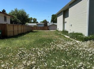 223 X AVENUE N, Saskatoon, SK S7K 3J8
