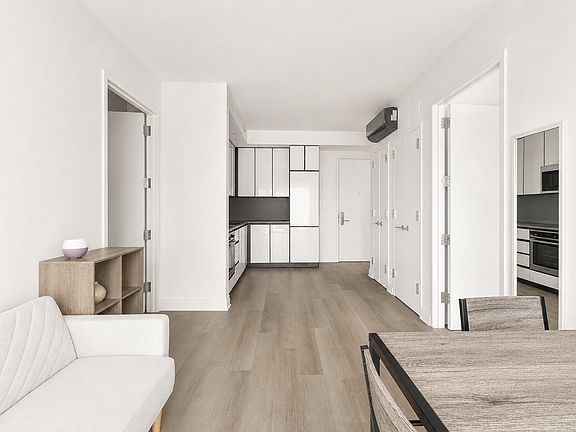 2nd image of 10-25 Jackson Ave #7G