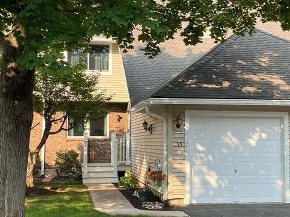 165 Foxboro Drive #165, Newington, CT 06111