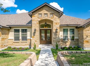 1214 W Oak Estates Dr, San Antonio, TX 78260