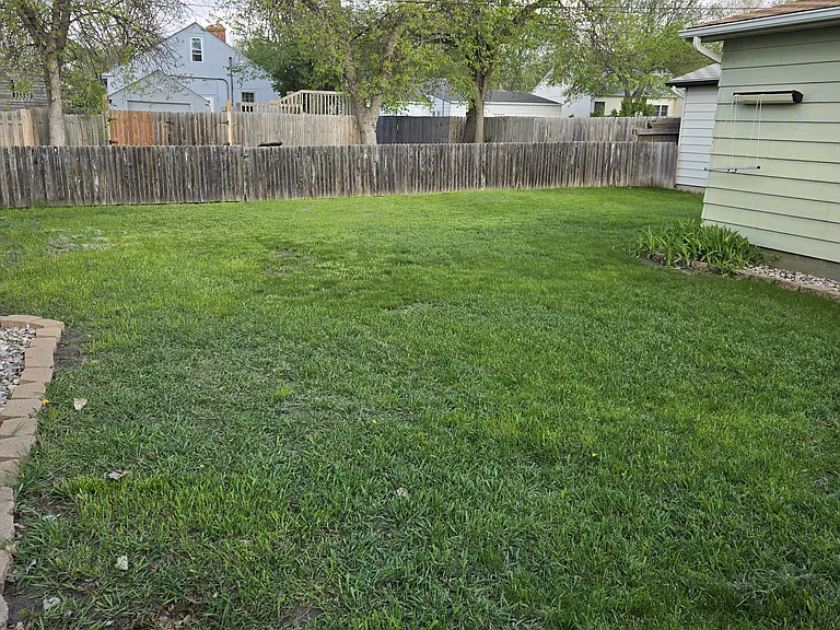 1121 1st St SE — Photo 5