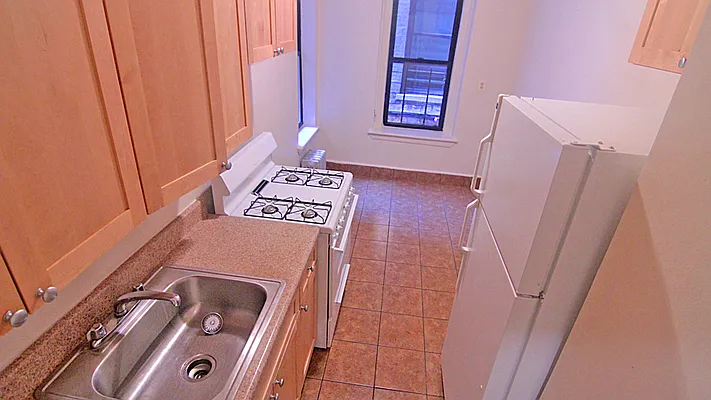 Rented by Tryax Realty Management | media 1