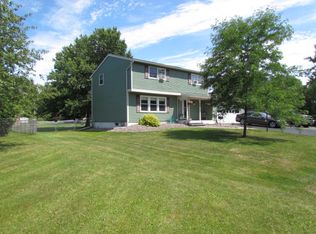16 Commane Rd, Baldwinsville, NY 13027
