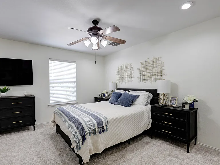 10716 Traymore Dr — Photo 24