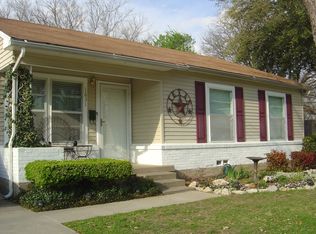 1631 W 3rd St, Irving, TX 75060