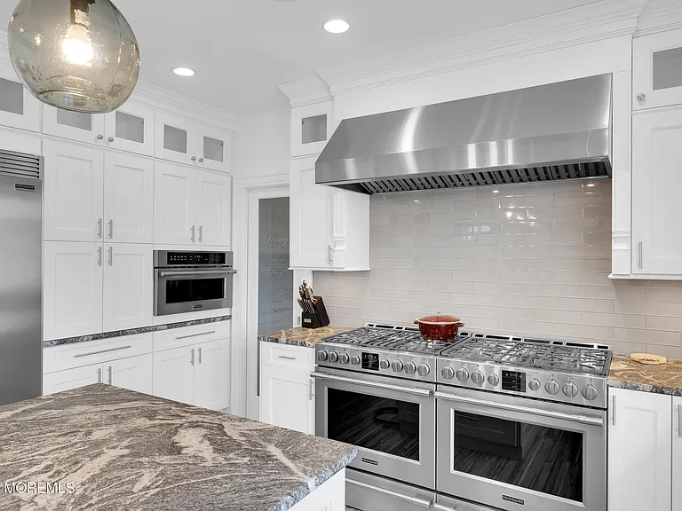 18 Culebra Ave — Photo 12