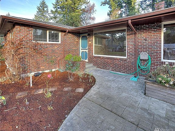 2nd image of 11701 Woodbine Ln SW