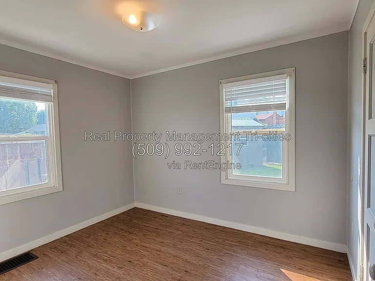 312 Goethals Dr — Photo 10