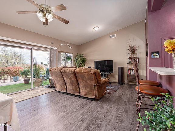 4th image of 355 S LATIGO Way